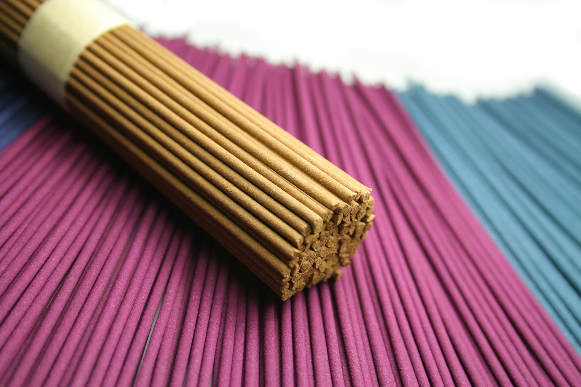 香典のお札は新札 汚い札はマナー違反 入れ方や中袋書き方など解説 葬儀屋さん